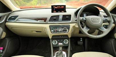 Audi Q3 interior front