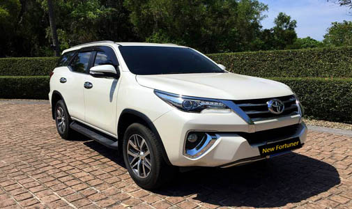 Toyota Fortuner Front 2